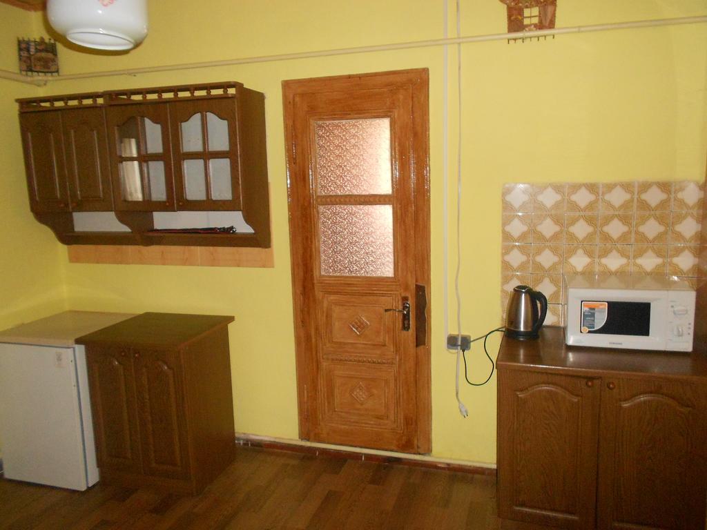 Sadyba Karpatskyi Vedmid Kossiv Extérieur photo
