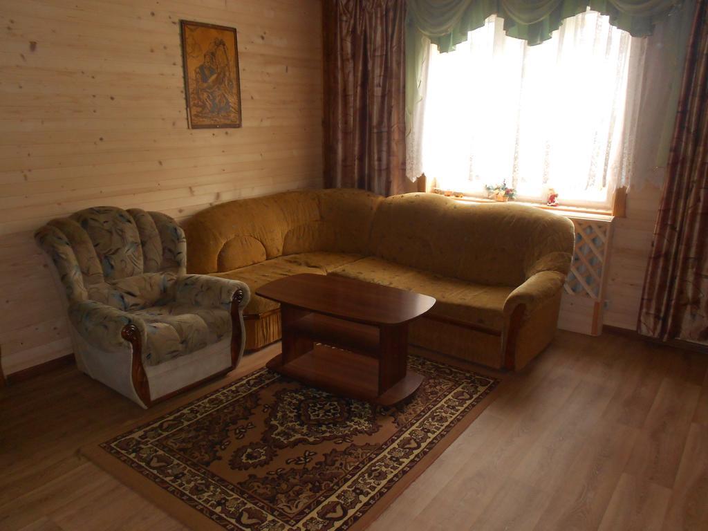 Sadyba Karpatskyi Vedmid Kossiv Extérieur photo