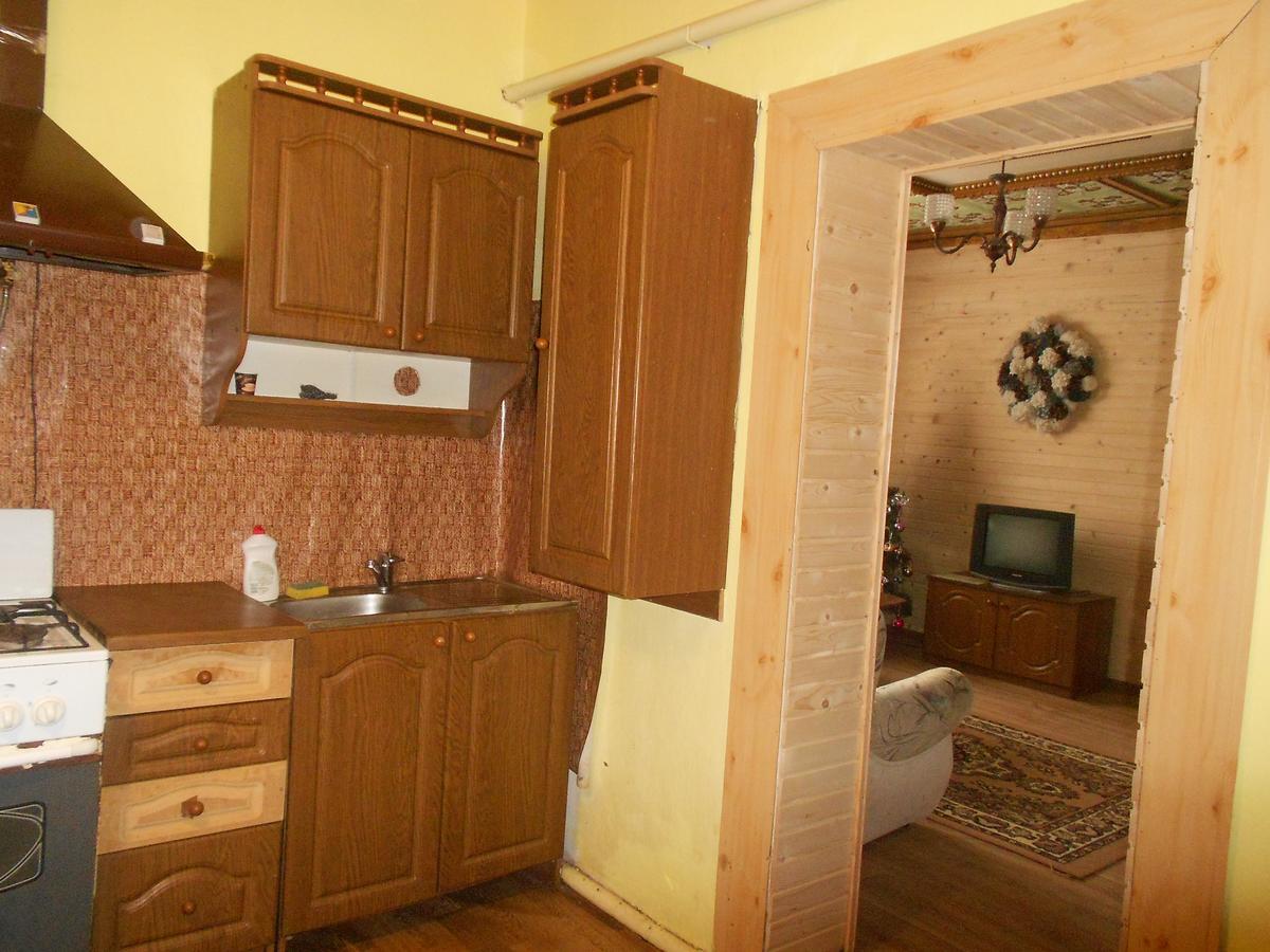 Sadyba Karpatskyi Vedmid Kossiv Extérieur photo