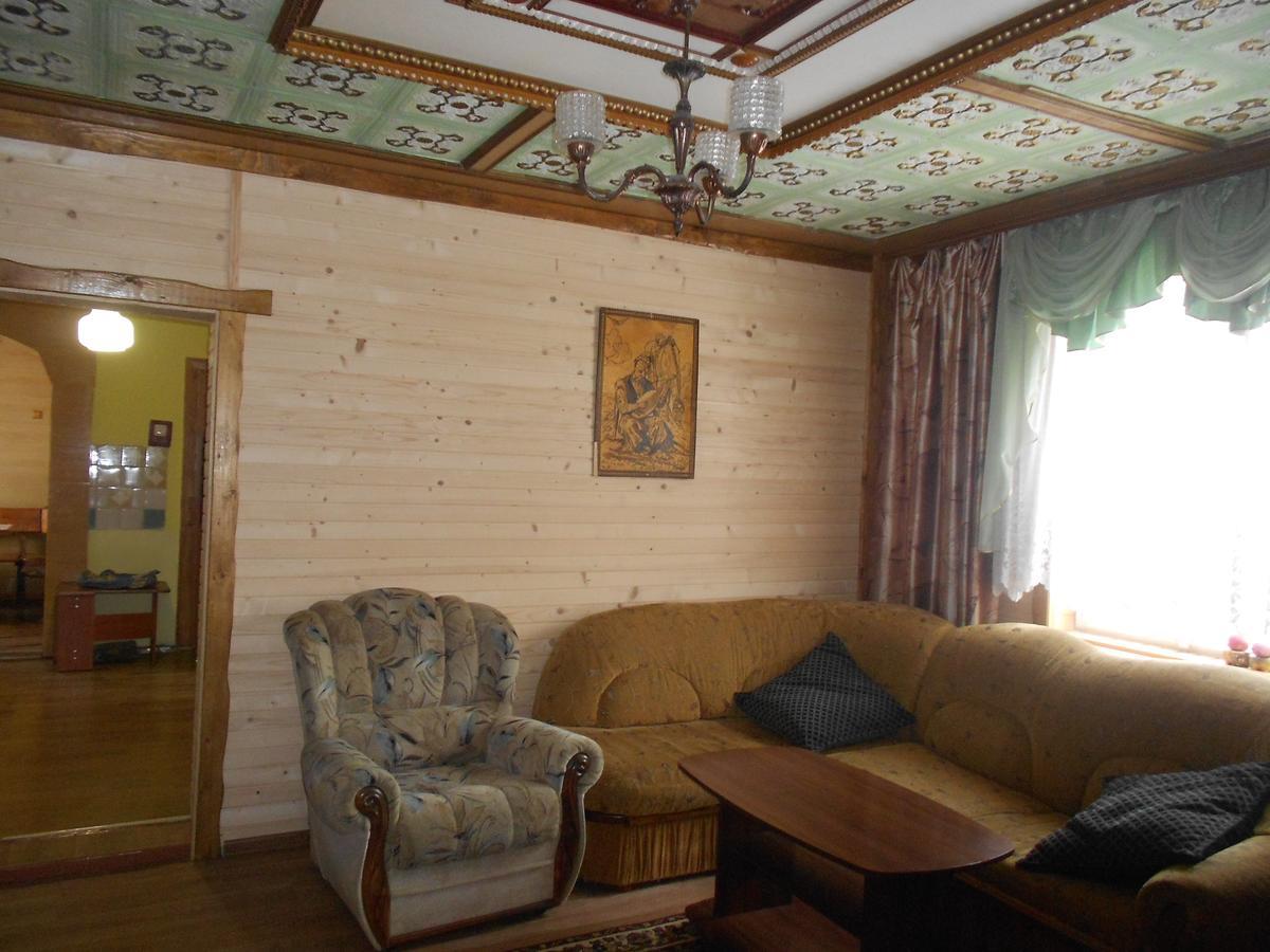 Sadyba Karpatskyi Vedmid Kossiv Extérieur photo