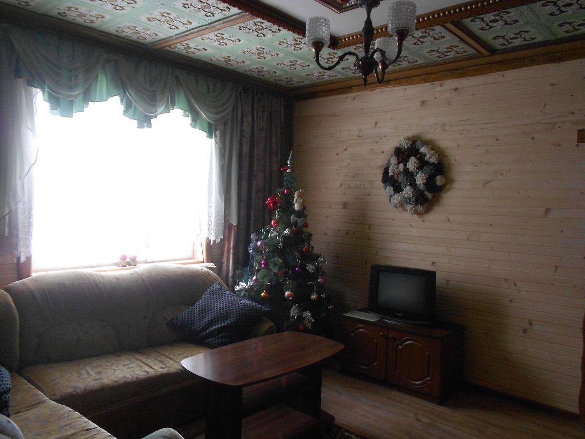 Sadyba Karpatskyi Vedmid Kossiv Extérieur photo